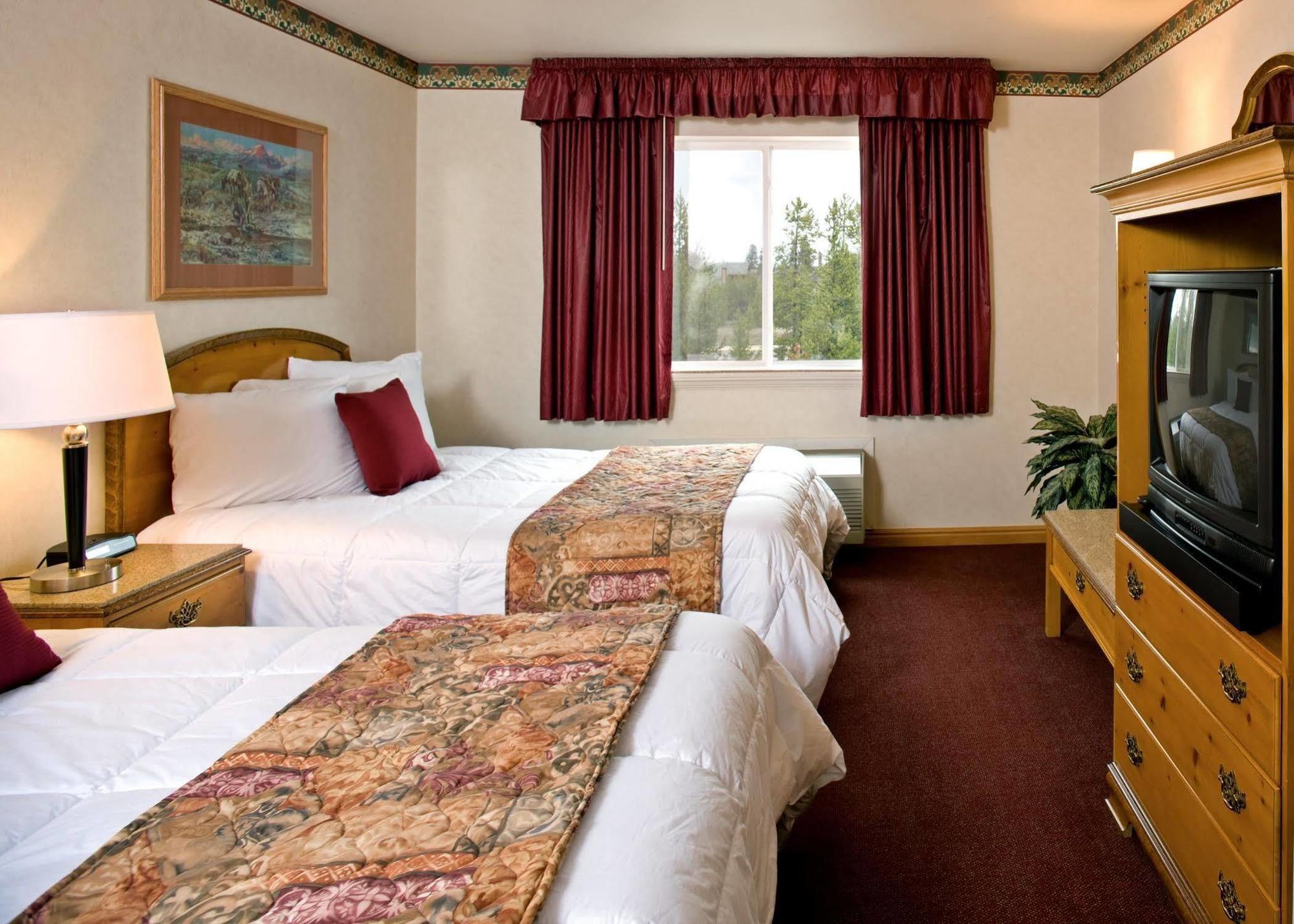 Gray Wolf Inn & Suites West Yellowstone Exterior foto