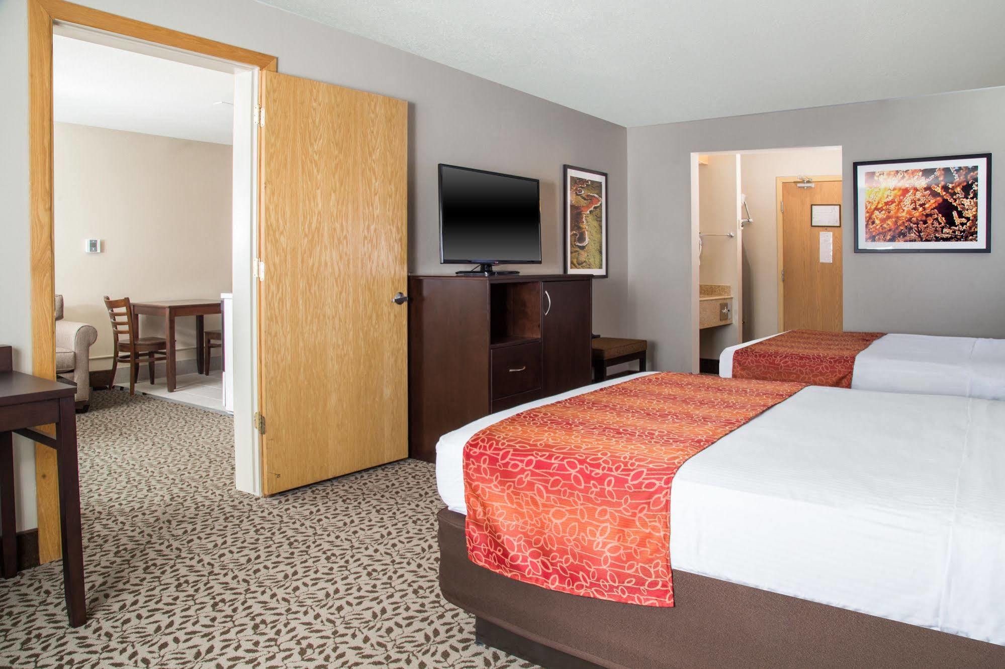 Gray Wolf Inn & Suites West Yellowstone Exterior foto